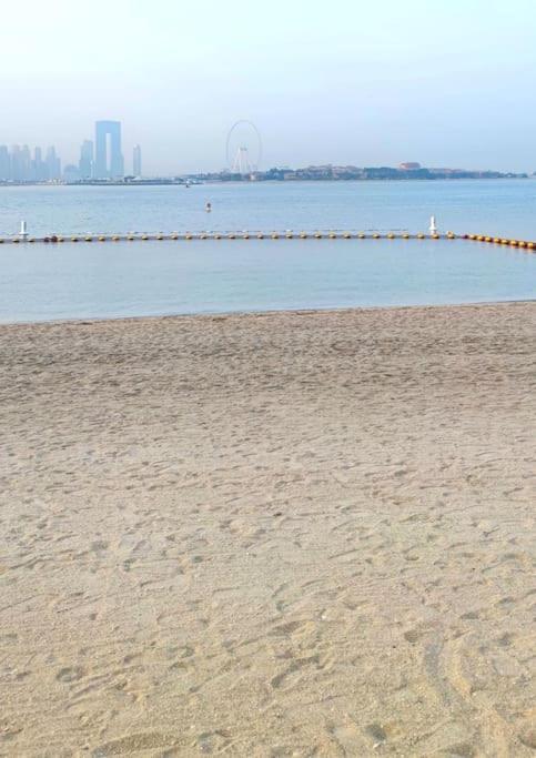 Amazing Apartment With Infinity Pool Dubai Luaran gambar
