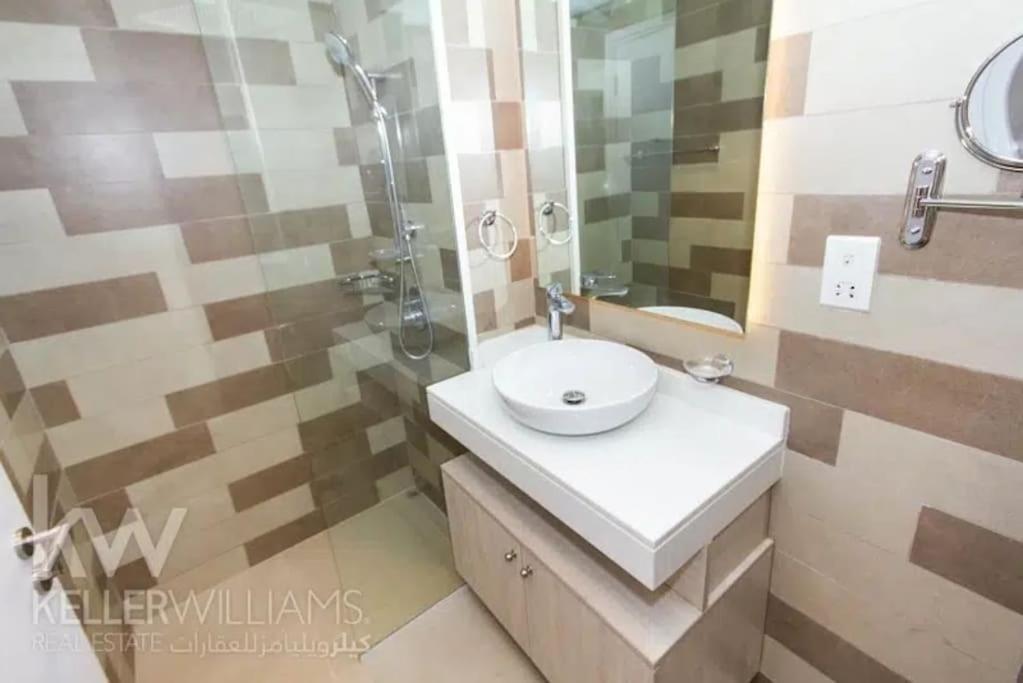 Amazing Apartment With Infinity Pool Dubai Luaran gambar