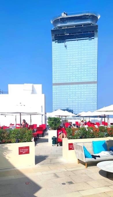 Amazing Apartment With Infinity Pool Dubai Luaran gambar